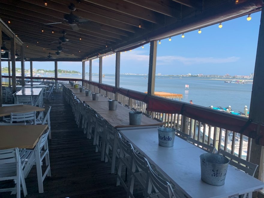 Hooper's Crab House