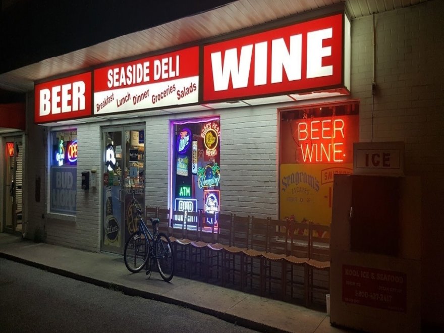 Seaside Deli Beer & Wine