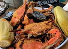 BLU Crabhouse & Raw Bar