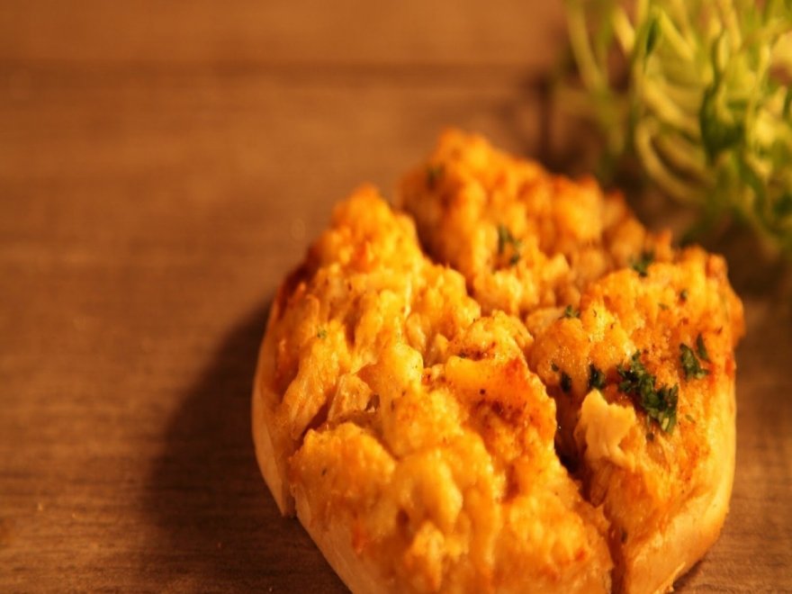 BLU Crabhouse & Raw Bar BLU Crabhouse & Raw Bar