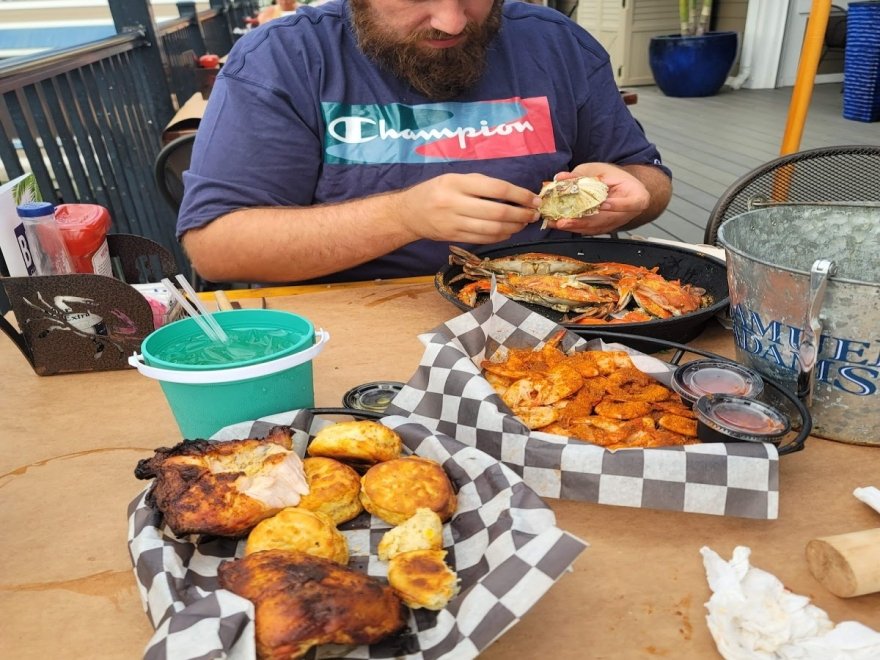 BLU Crabhouse & Raw Bar BLU Crabhouse & Raw Bar