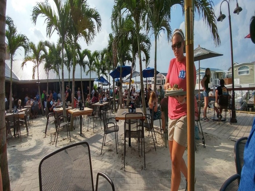 BLU Crabhouse & Raw Bar BLU Crabhouse & Raw Bar