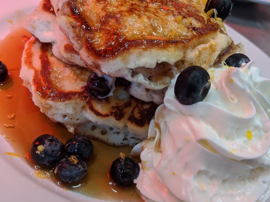 Oaked 110 Whiskey & Wine Bar Oaked 110 Whiskey & Wine Bar