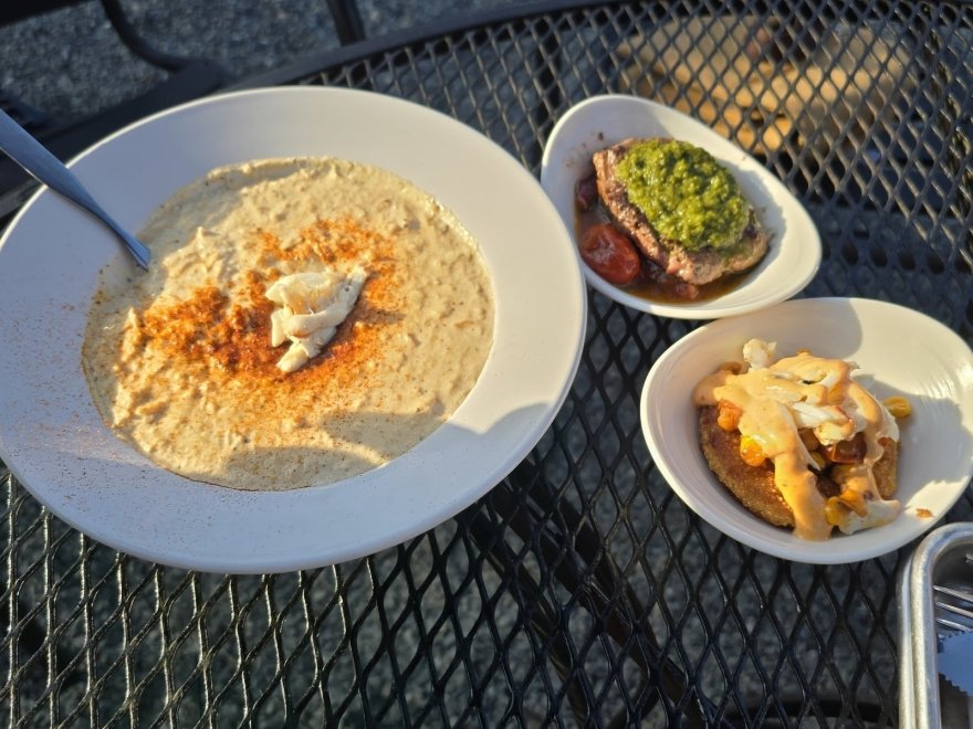 Oaked 110 Whiskey & Wine Bar Oaked 110 Whiskey & Wine Bar