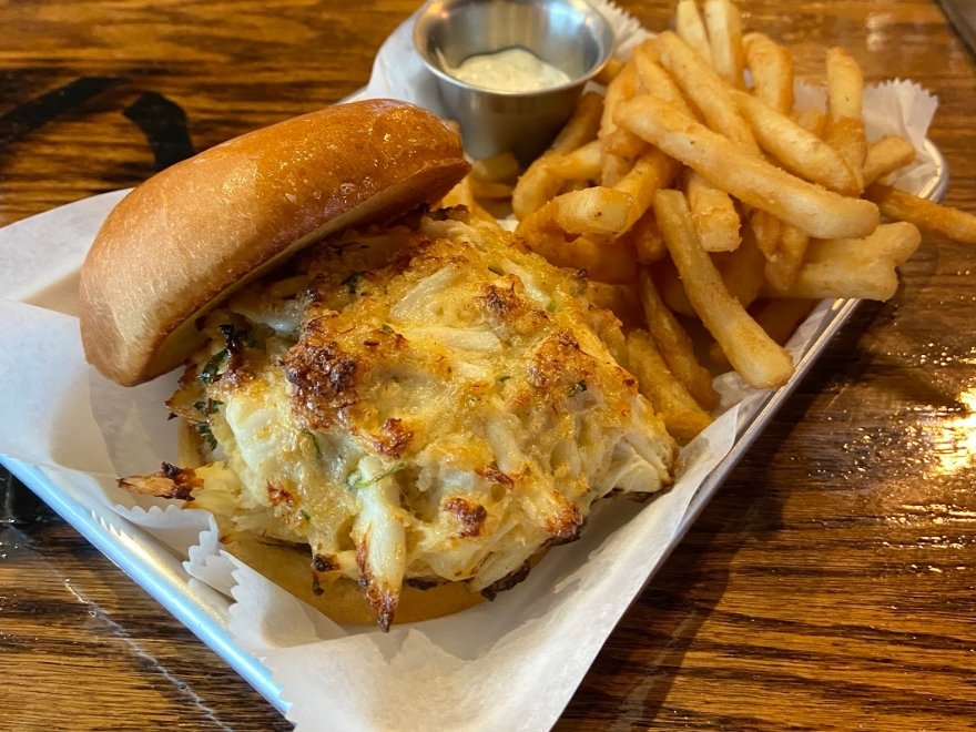 Oaked 110 Whiskey & Wine Bar Oaked 110 Whiskey & Wine Bar