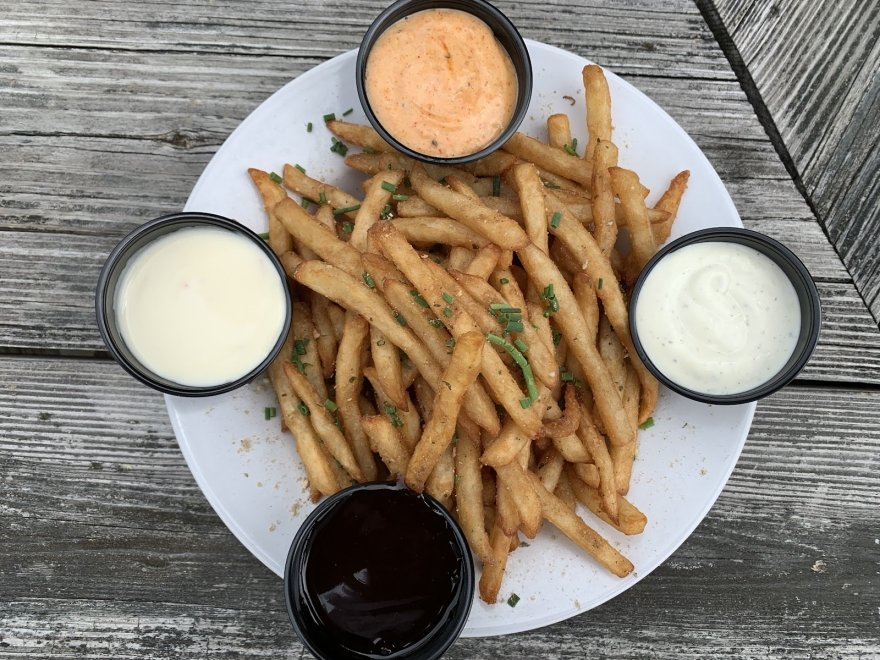 Oaked 110 Whiskey & Wine Bar Oaked 110 Whiskey & Wine Bar